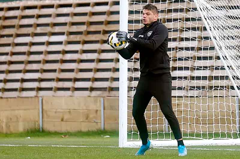 Douglas-Borges-deve-renovar-contrato-com-o-Botafogo