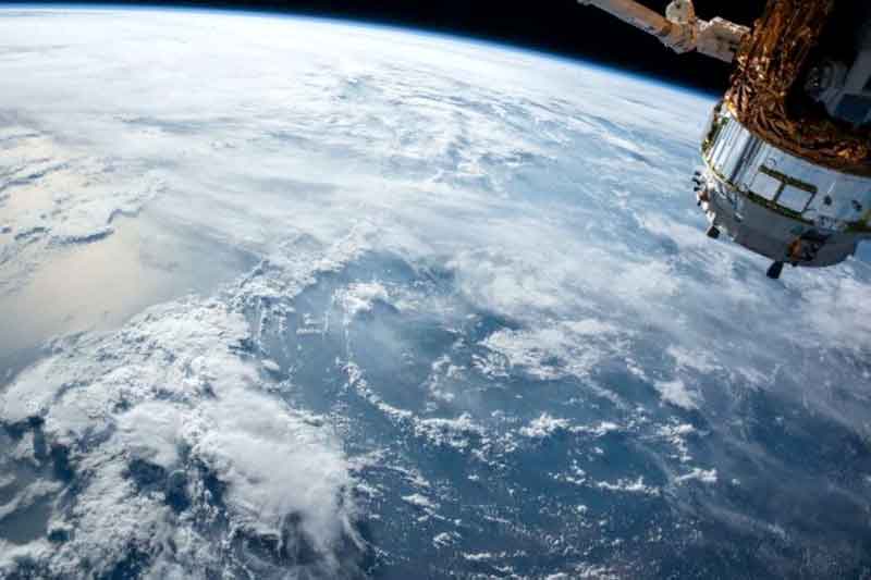 Rede-de-ondas-gravitacionais-pode-detectar-possíveis-naves-alienígenas