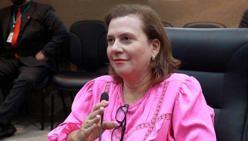 Yomara-Lins_vereadora