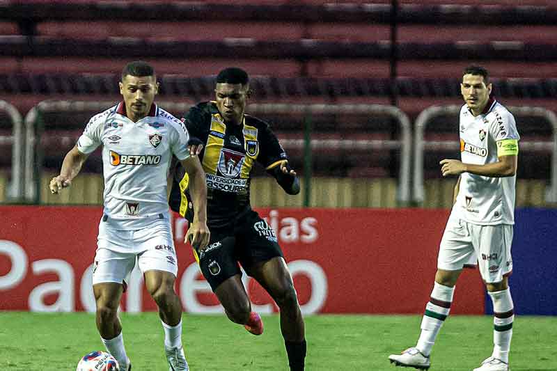 Volta-Redonda-derrota-Fluminense-na-abertura-da-semifinal-do-Carioca