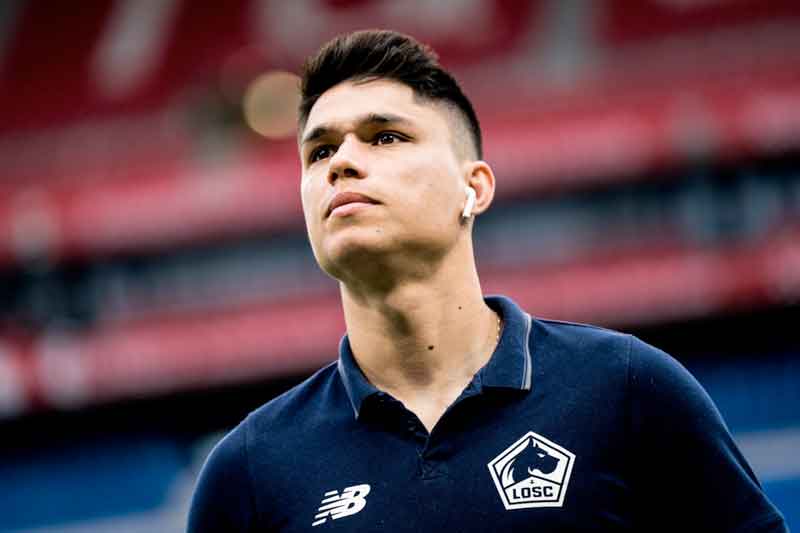 Flamengo-contrata-atacante-Luiz-Araújo