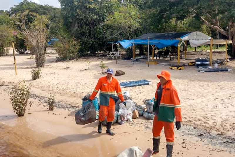 Limpeza-na-praia-da-Lua-1