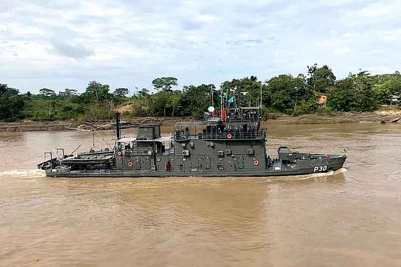 Navio-Patrulha-Roraima-realiza-ações-de-Defesa-da-Pátria-no-rio-Jutaí