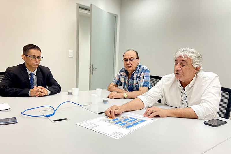 Prefeitura-de-Manaus-apresenta-projeto-de-habitação-social-para-Superintendência-da-Caixa