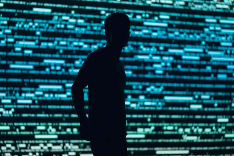 Brasil-tem-144-mil-cartões-roubados-e-vendidos-na-dark-web-em-2023