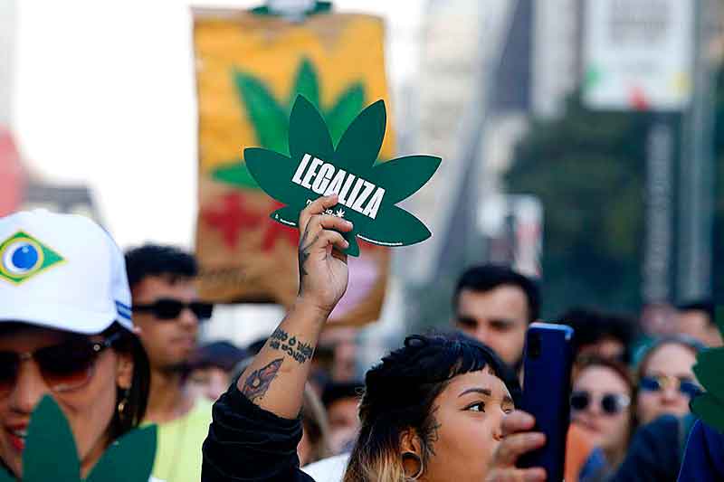 Marcha-da-Maconha-em-São-Paulo-defende-não-proibição-às-drogas