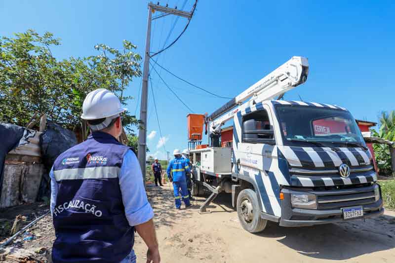 Ageman-vistoria-ampliação-da-iluminação-pública-em-novo-trecho-da-comunidade-Santa-Inês