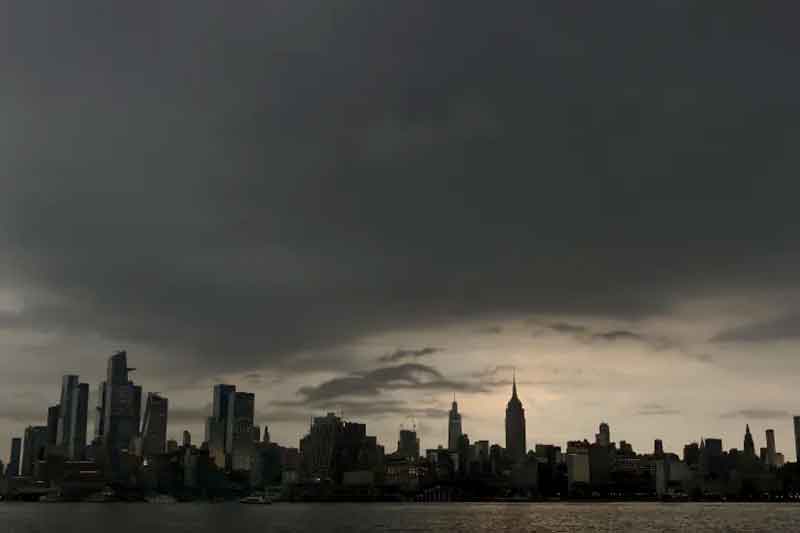 Nova-York-está-sob-alerta-de-inundação-após-tempestade-passar-pela-Pensilvânia-e-deixar-4-mortos
