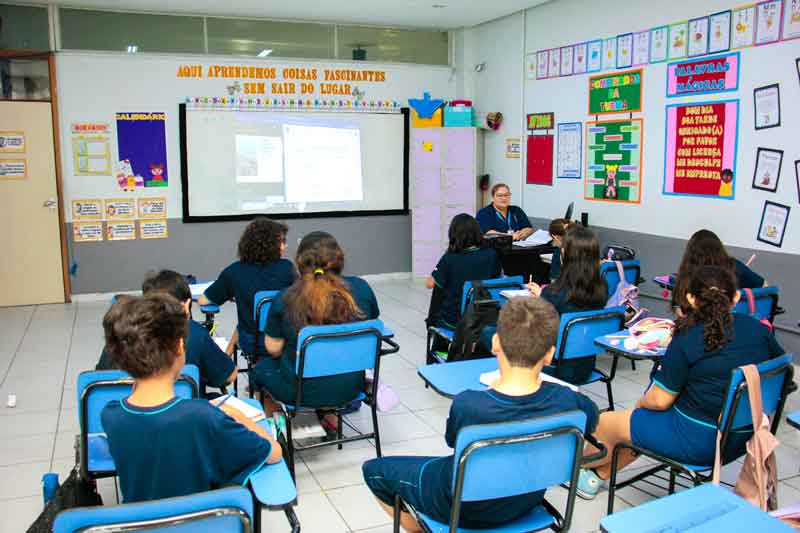 Escolas-Nilton-Lins-inovam-e-lançam-cursos-técnicos-de-Enfermagem-e-Administração