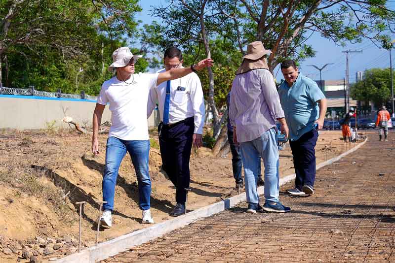 Prefeito-destaca-avanço-das-obras-de-construção-da-ciclovia-na-Ponta-Negra-e-anuncia-entrega-para-o-mês-de-setembro