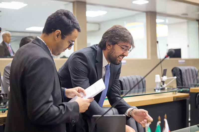 Projetos-de-Thiago-Abrahim-viram-lei-no-Amazonas