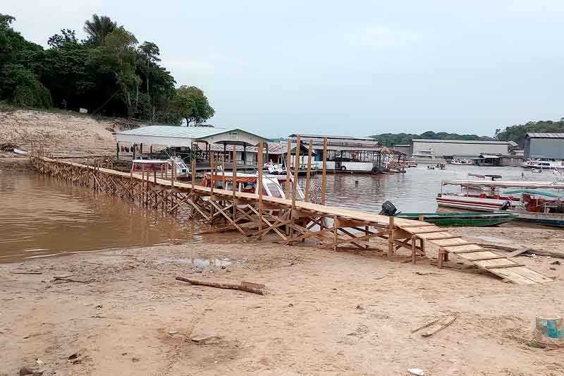 Atendendo-pedido-de-vereador-Peixoto,-obra-beneficia-moradores-da-zona-rural-de-Manaus1