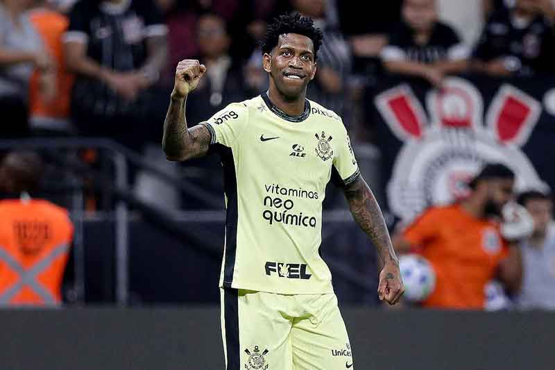 Corinthians-mostra-eficiência-para-derrotar-Botafogo-em-Itaquera