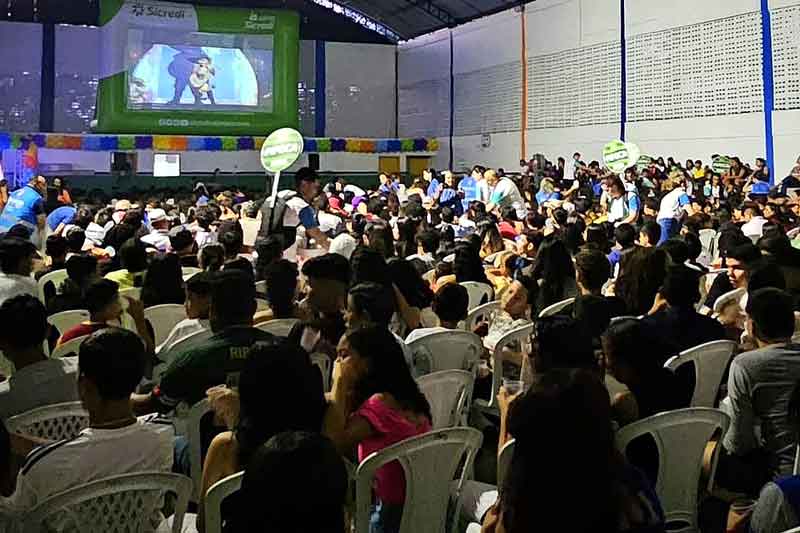 Mais-de-2-mil-pessoas-são-impactadas-pelo-Cinema-Itinerante-Sicredi-em-3-cidades-do-Amazonas