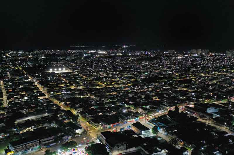 Manaus-registra-pico-de-consumo-de-energia-e-aumento-de-demanda-no-sistema-elétrico