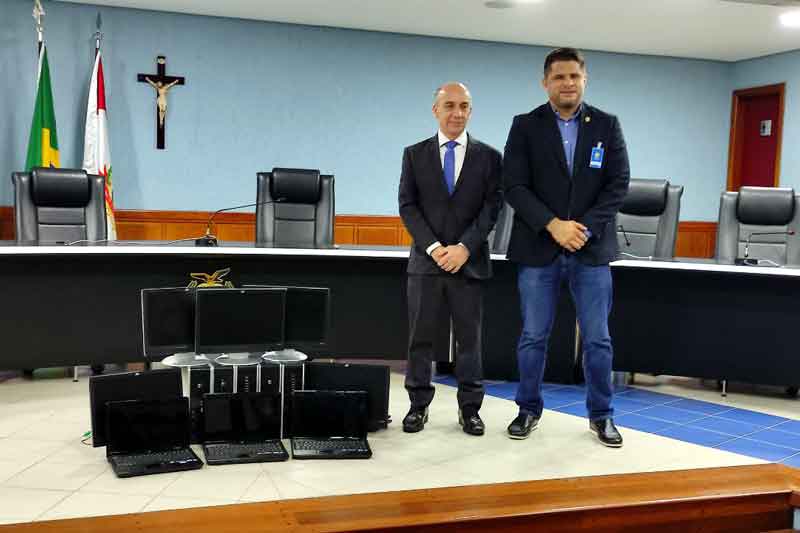 Presidente-do-TCE-AM,-Érico-Desterro-e-o-Guilherme-Torres-Ferreira