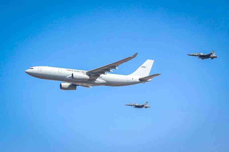 Israel-autoriza-pouso-de-aviões-da-FAB-para-resgate-de-brasileiros;-primeiro-voo-deve-chegar-ao-Brasil-na-quarta