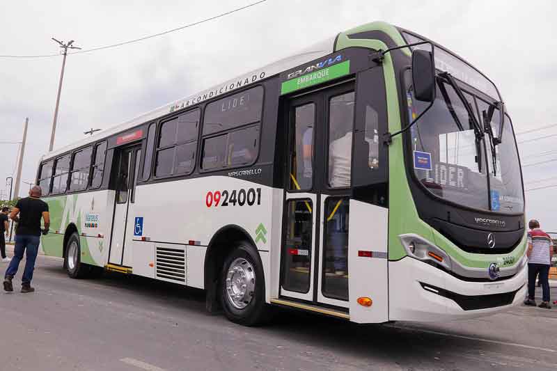 Prefeitura-de-Manaus-atinge-a-marca-de-300-ônibus-novos