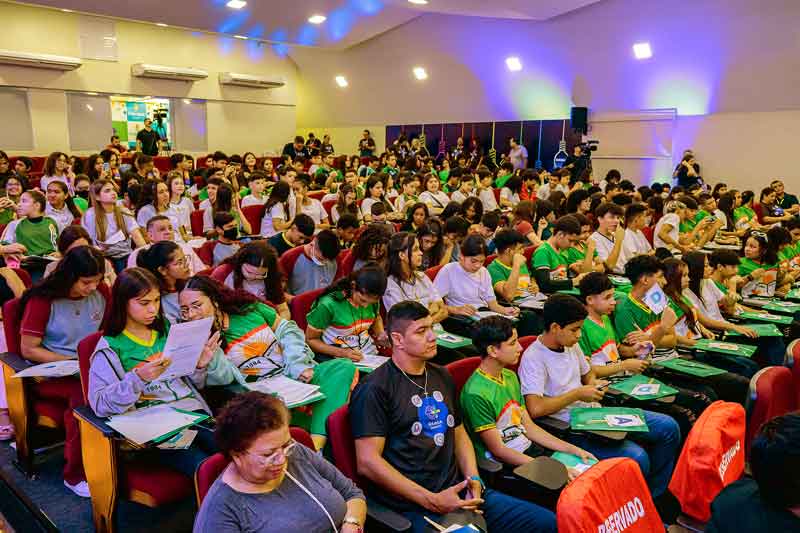 Último-dia-do-‘Viradão-Saeb’-é-com-os-alunos-do-9º-ano-da-Prefeitura-de-Manaus