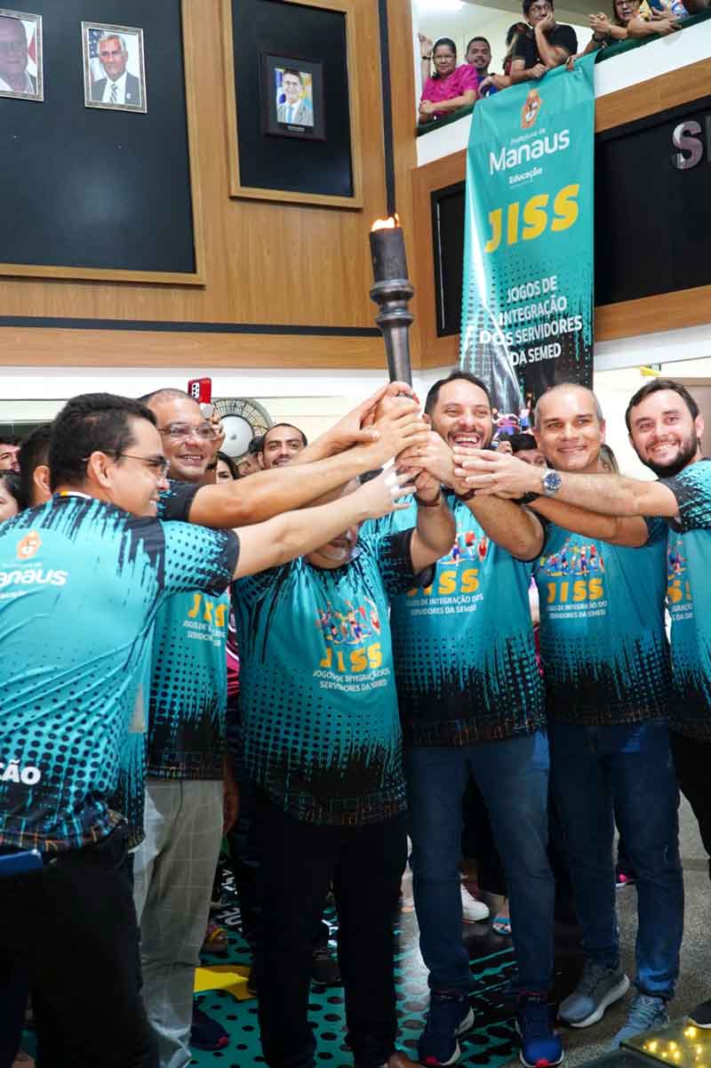 Servidores-da-Educação-da-prefeitura-participam-da-abertura-da-3ª-edição-do-JISS