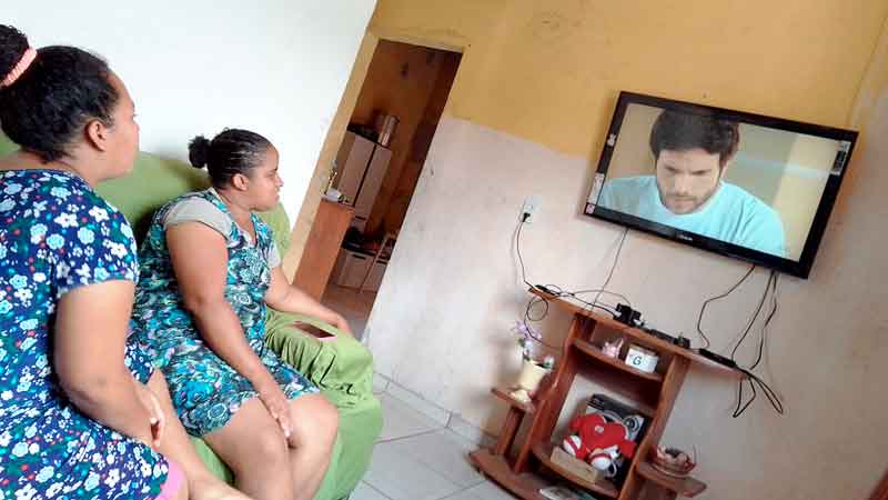 Atualize-sua-TV-de-tubo-com-a-nova-parabólica-digital