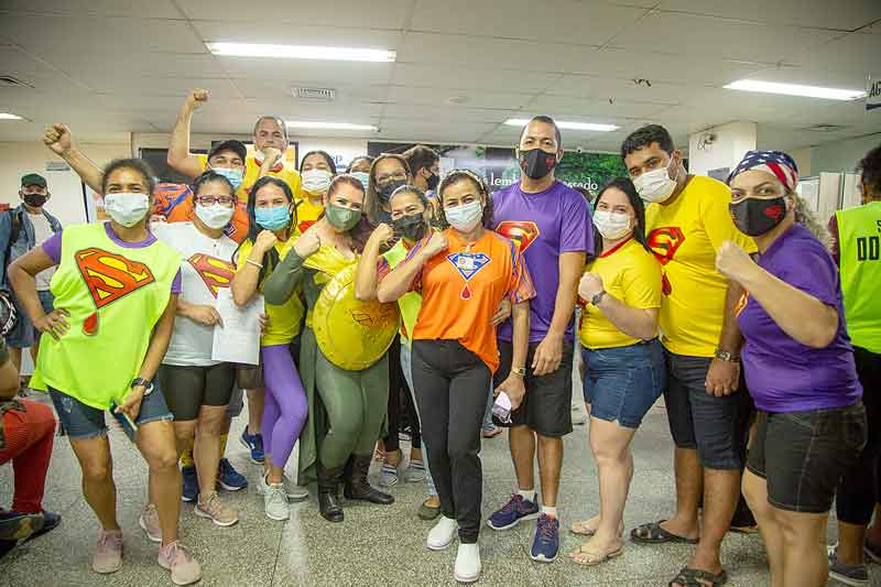 Instituto-SuperDoadoras-encerra-campanha-de-doações-de-sangue-do-ano,-neste-sábado,-com-o-Vampirão