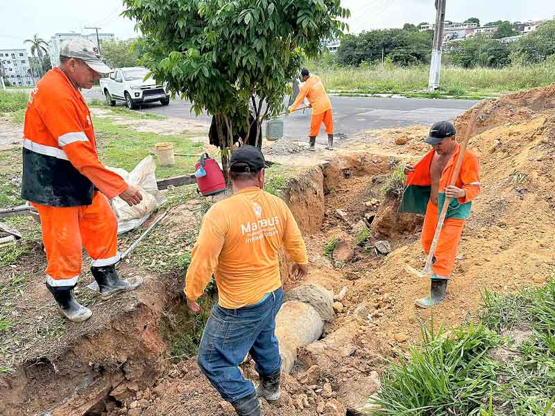 Prefeitura-de-Manaus-recupera-rede-de-drenagem-no-bairro-da-Paz