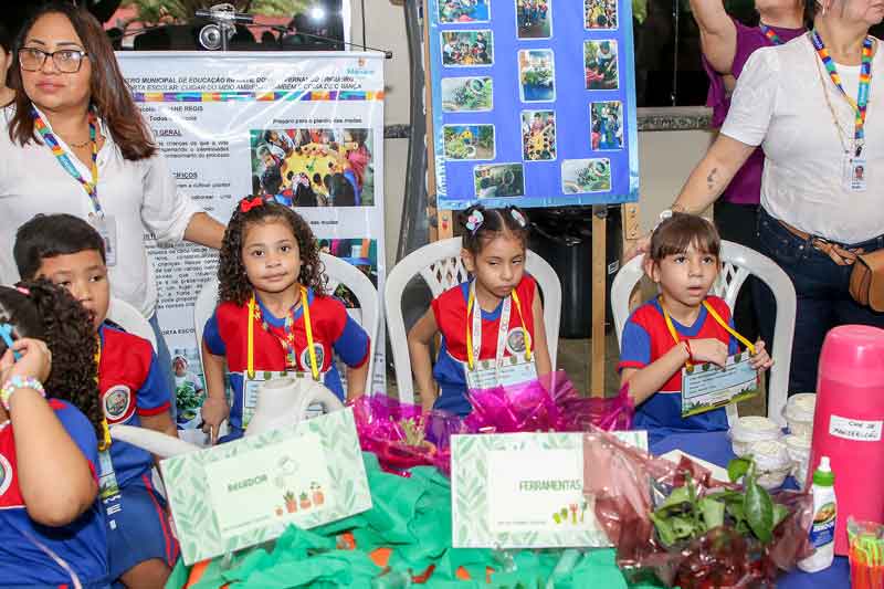 Prefeitura-realiza-a-2ª-Mostra-da-Horta-Escolar-dos-alunos-da-educação-especial-da-Semed