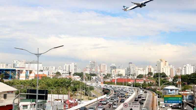 Companhias-aéreas-brasileiras-cancelam-voos-para-Argentina-por-greve
