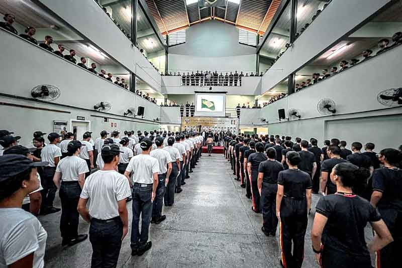 Ano-letivo-nos-Colégios-Militares-da-Polícia-Militar-do-Amazonas-inicia-com-mais-de-18-mil-alunos-matriculados
