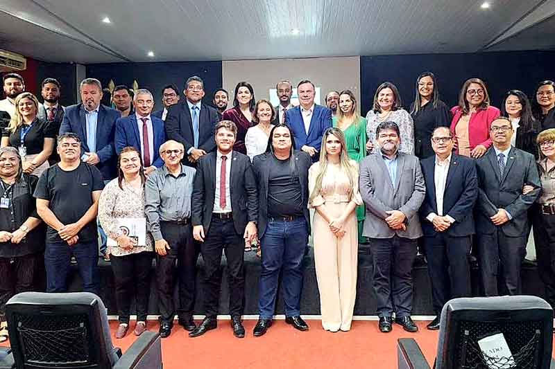 Nilton-Lins-inicia-ano-letivo-com-palestras-e-acolhida-para-calouros