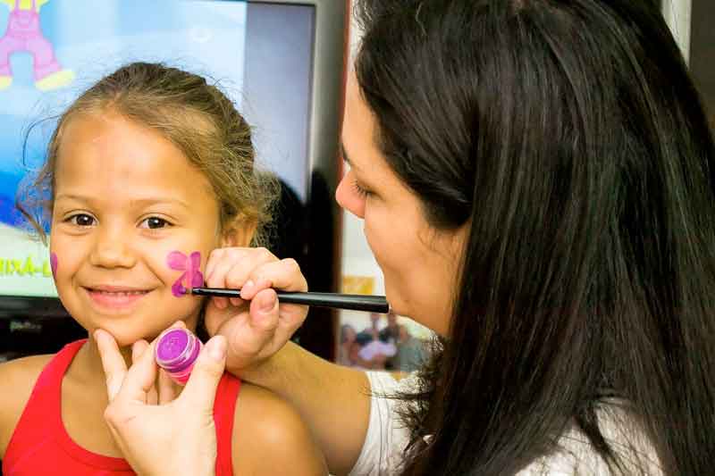 Oficina-Infantil-de-Adereços-de-Carnaval-e-Baile-da-Terceira-Idade-fazem-parte-da-programação-do-Millennium-Shopping