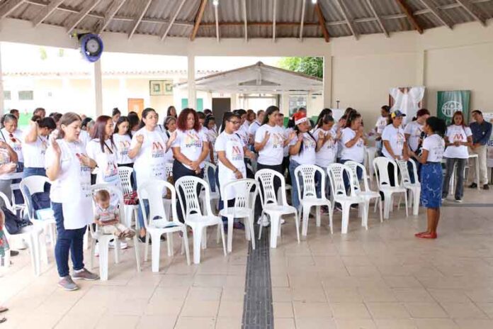 Refugiadas-e-migrantes-venezuelanas-concluem,-nesta-quinta,-em-Boa-Vista,-projeto-que-incentiva-abertura-do-próprio-negócio