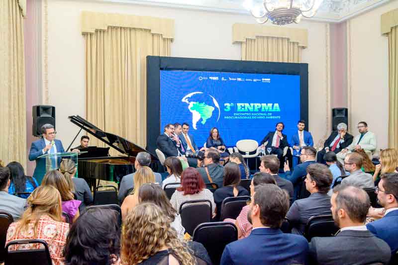 Com-apoio-da-Atem,-procuradores-ambientais-se-reúnem-em-Manaus-para-discutir-sustentabilidade