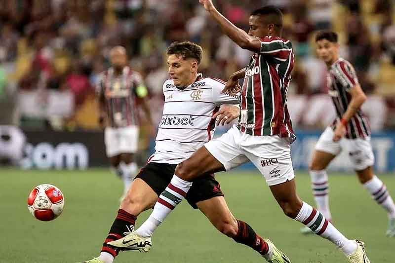 Flamengo-vence-Fluminense-e-encaminha-vaga-para-final-do-Carioca