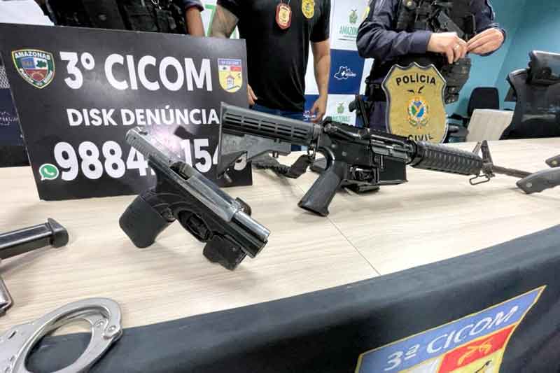 Polícias-Civil-e-Militar-deflagram-Operação-Notorius-e-prendem-integrantes-de-organização-criminosa-com-arsenal-de-armas