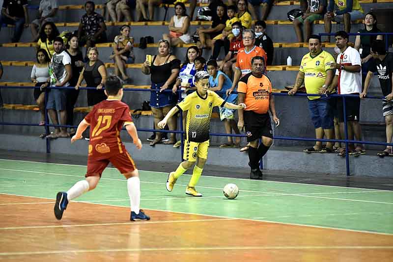 Categoria-de-base-do-futsal-amazonense-agitam-fim-de-semana-no-Ginásio-Renné-Monteiro