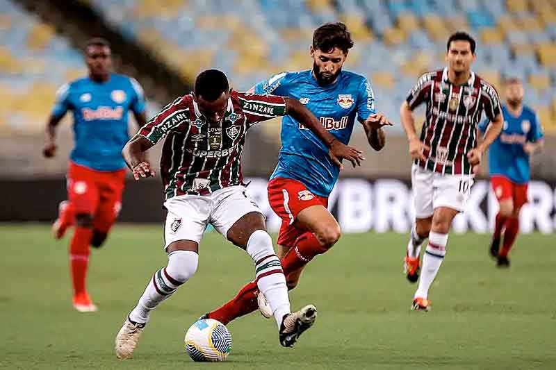 Fluminense-sofre-apagão-e-fica-no-empate-com-o-Bragantino-em-estreia-no-Brasileirão