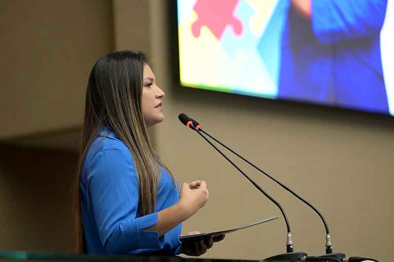No-Dia-Mundial-de-Conscientização-do-Autismo,-deputada-Joana-Darc-destaca-proposituras-às-pessoas-autistas-do-Amazonas