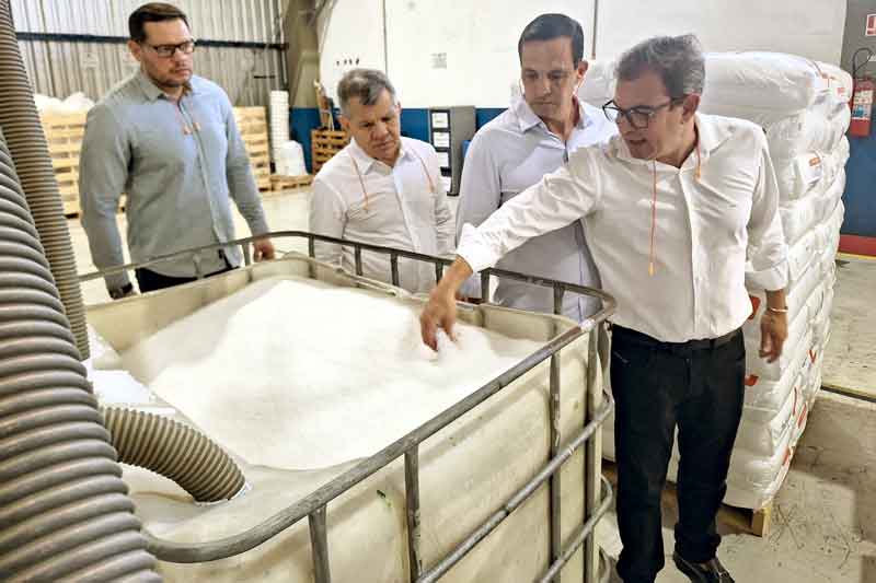Suframa-visita-empresa-do-segmento-termoplástico-em-Manaus