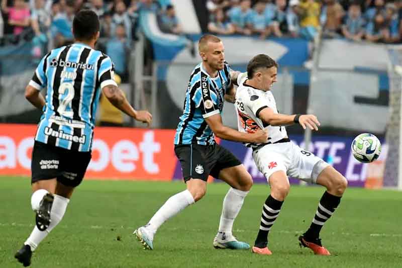 Vasco-enfrenta-o-Grêmio-na-estreia-do-Brasileirão