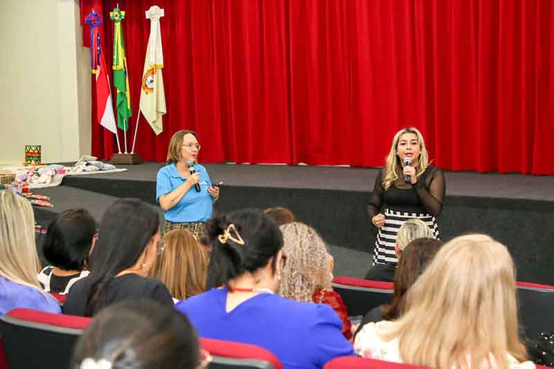 Profissionais-da-educação-infantil-da-Prefeitura-de-Manaus-participam-da-1ª-oficina-da-‘Unidade-Amiga-da-Primeira-Infância’