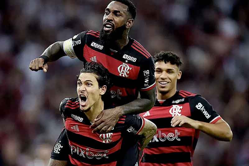 Flamengo-domina-Fluminense,-vence-clássico-e-se-consolida-na-liderança