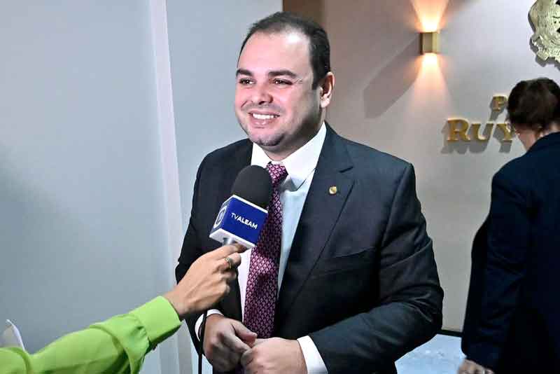 Deputado--Roberto-Cidade