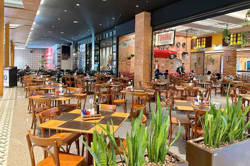 Dois-novos-restaurantes,-Coco-Bambu-e-Porteira-Picanharia,-foram-inaugurados-no-Alameda-Gourmet-do-Amazonas-Shopping