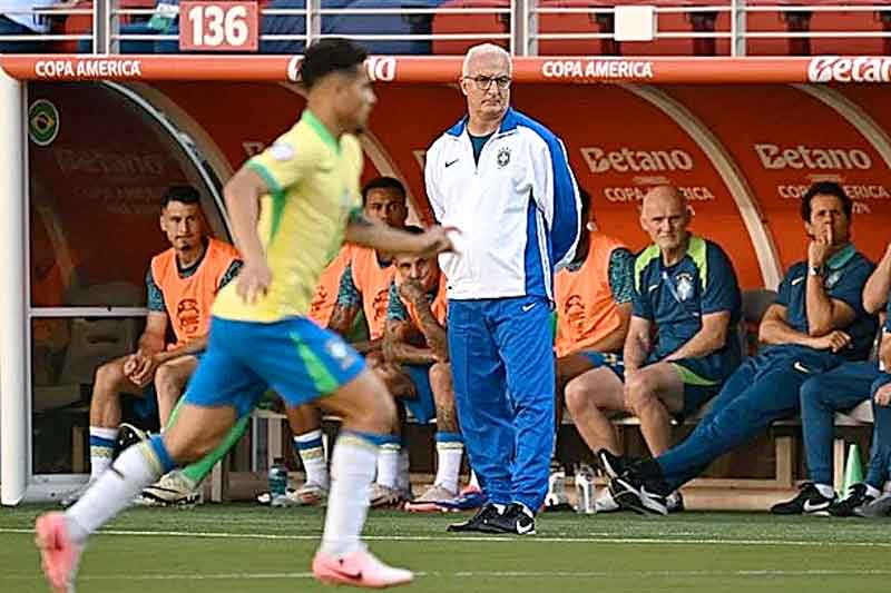 Dorival-reconhece-dificuldades-contra-a-Colômbia-e-critica-arbitragem