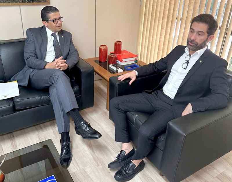 Em-Brasília,-o-deputado-apresenta-ofício-à-Senacon-sobre-a-cobrança-abusiva-dos-serviços-de-transporte-aquaviário-no-Amazonas