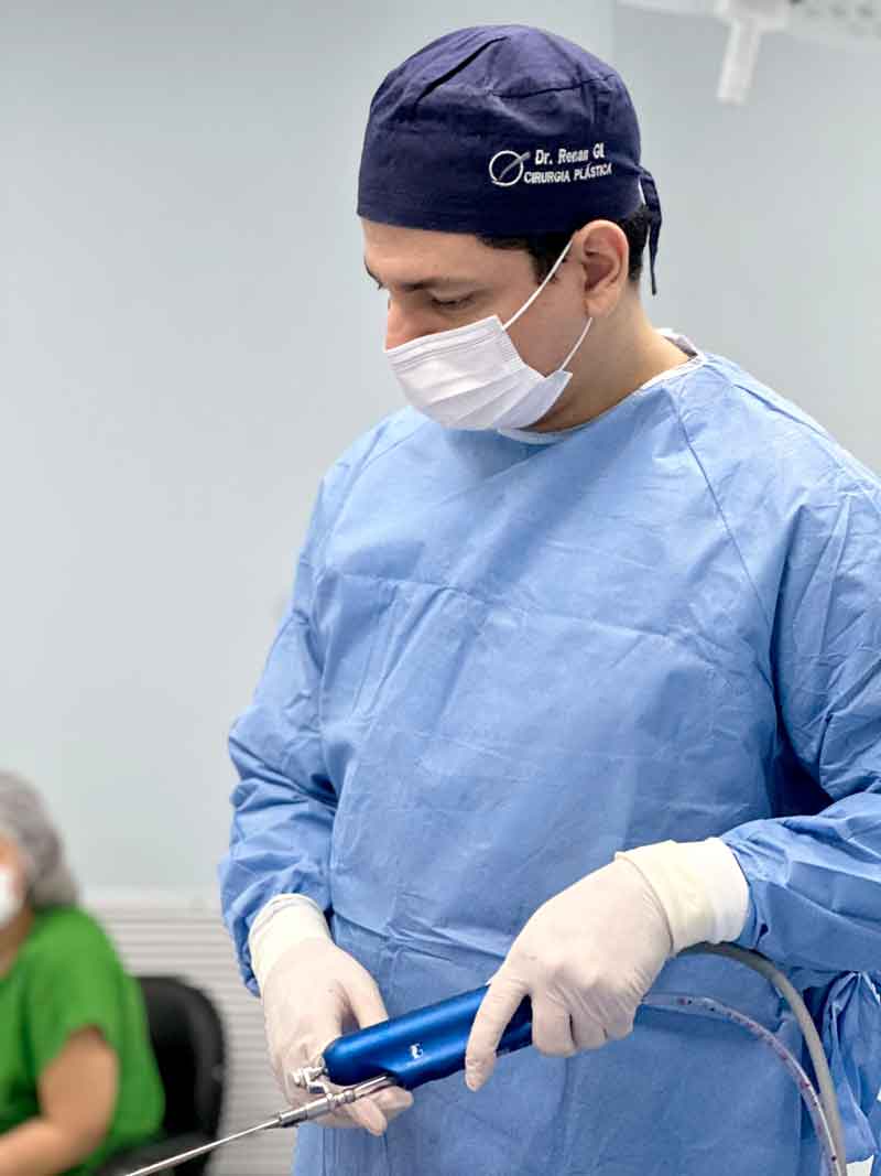 Saiba-tudo-sobre-lipoaspiração,-a-cirurgia-plástica-mais-realizada-no-Brasil