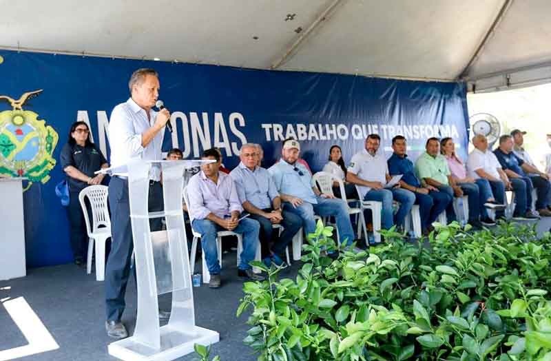 Adjuto-Afonso-enfatiza-o-valor-do-ramal-Pau-Rosa-para-os-produtores-locais