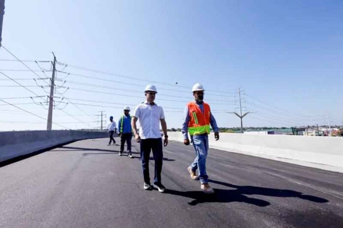 Prefeitura-de-Manaus-libera-alça-do-complexo-viário-Rei-Pelé